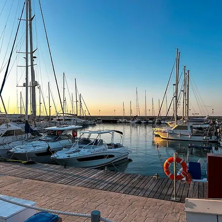 Harbour - 2 Bedrooms, Sleeps 5 Апартаменты