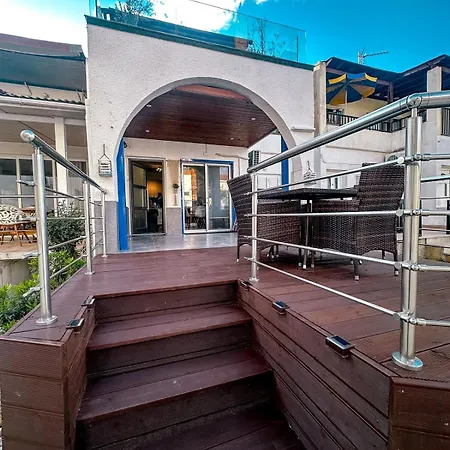 Апартаменты Harbour - 2 Bedrooms, Sleeps 5 *