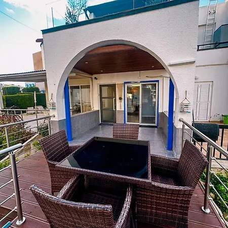 Harbour - 2 Bedrooms, Sleeps 5 Апартаменты